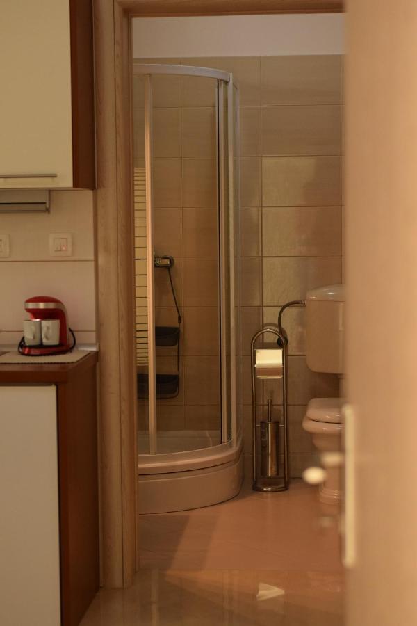 Studio Apartman Marina ヴォディツェ エクステリア 写真